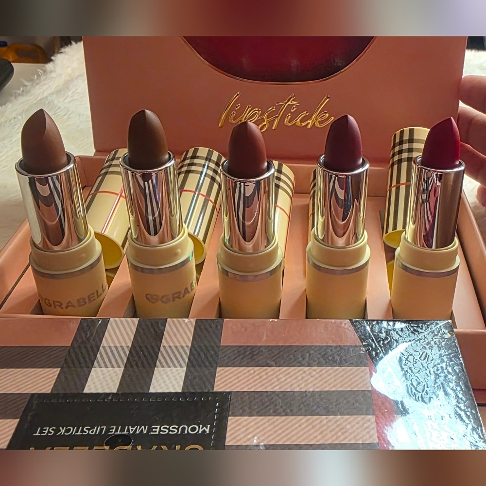 Matte Lipstick Set - Assorted Shades